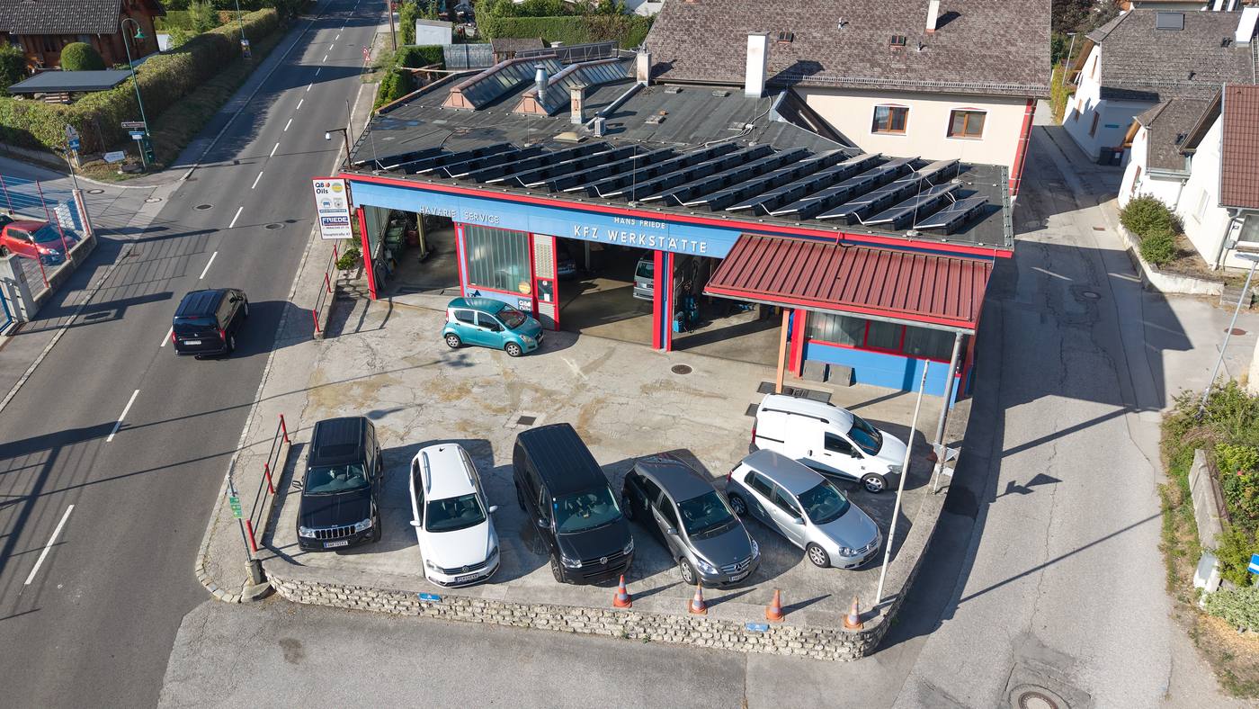 Luftaufnahme des Werkstattgebäudes von KFZ Friede